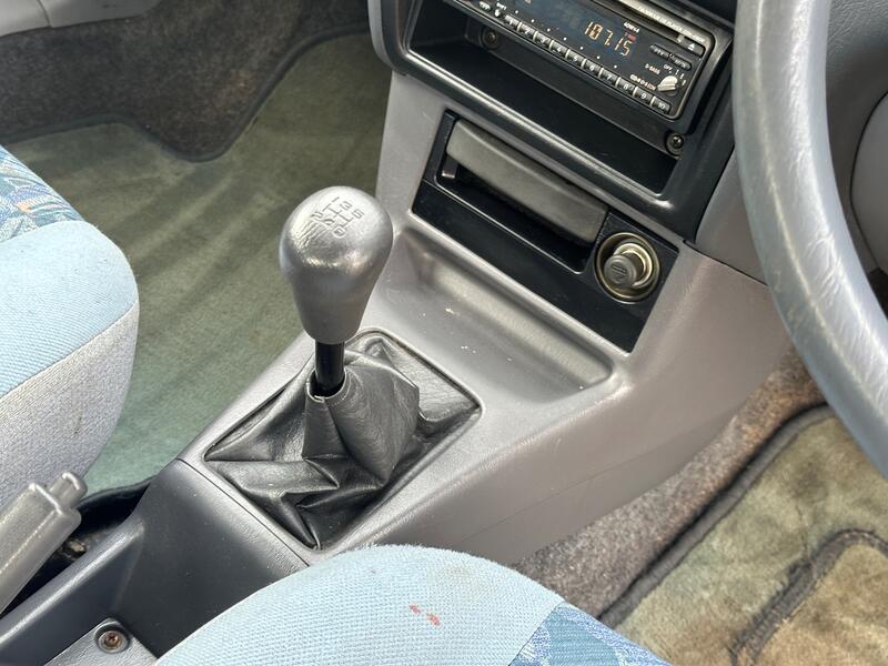 TOYOTA STARLET